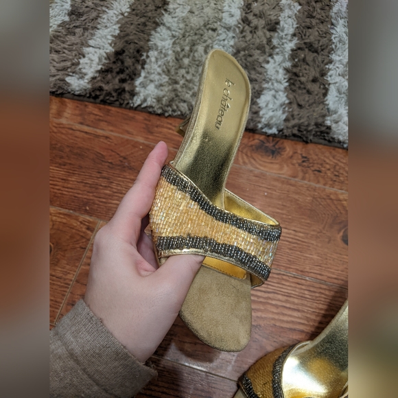 Y2k beaded Le Chateau kitten heels - Picture 2 of 5